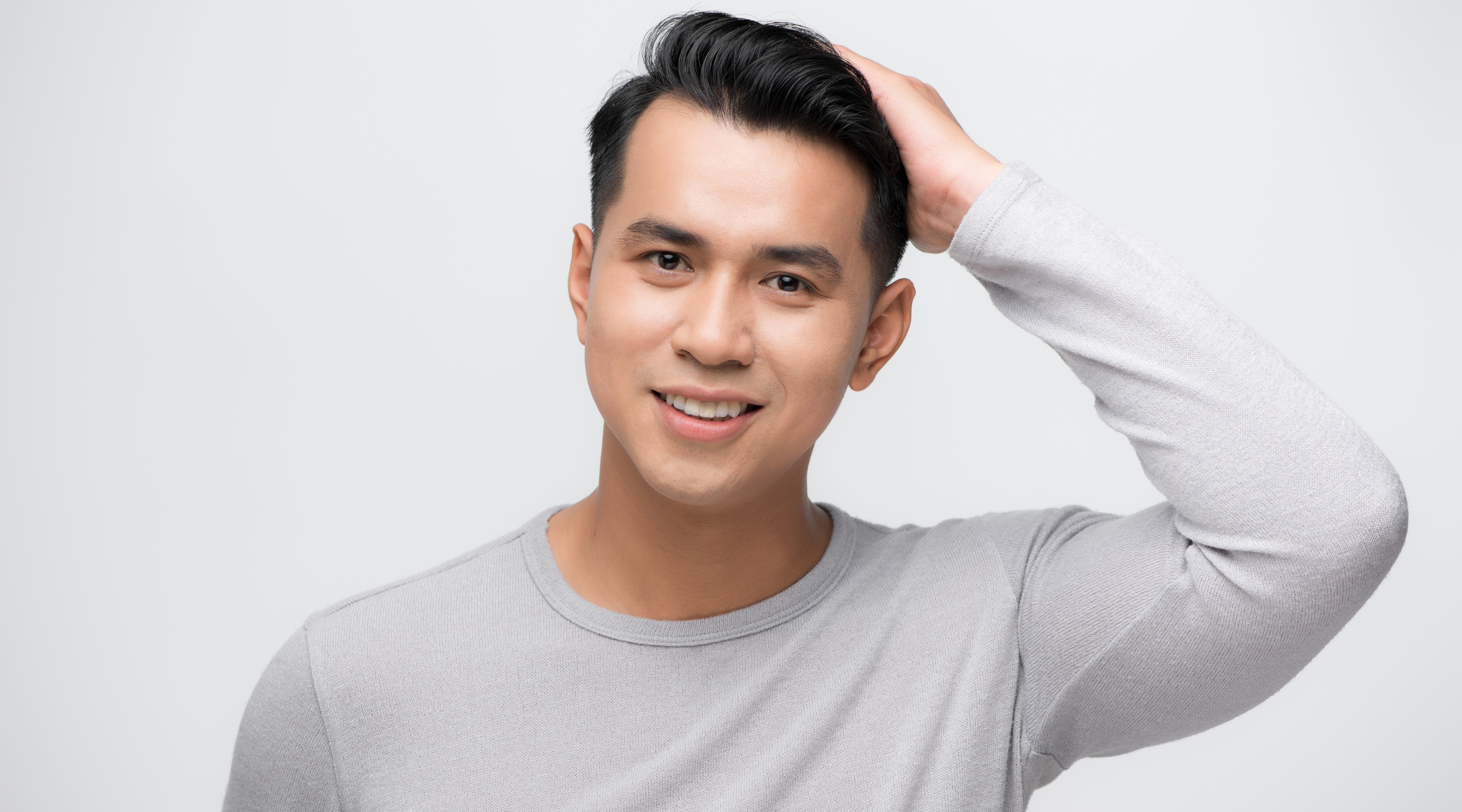 Understanding Male Pattern Baldness, Symptoms, and Treatments